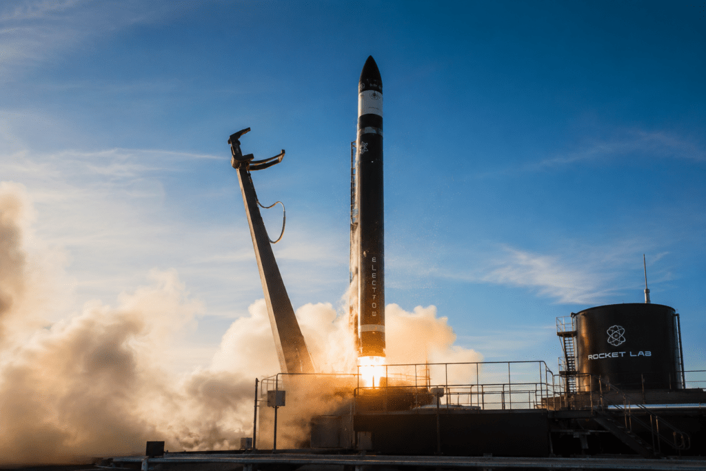 Rocket Lab stock is soaring, and a rare pattern points to gains; but there’s a catch