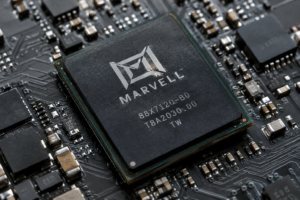 Marvell weighs Lumentum acquisition: upside for LITE holders, pressure for MRVL
